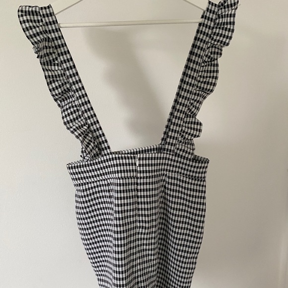 New with tags! Adorable skirt - Picture 2 of 4